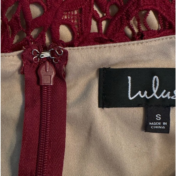 Stunning Burgundy Lace Bodycon - Picture 7 of 9